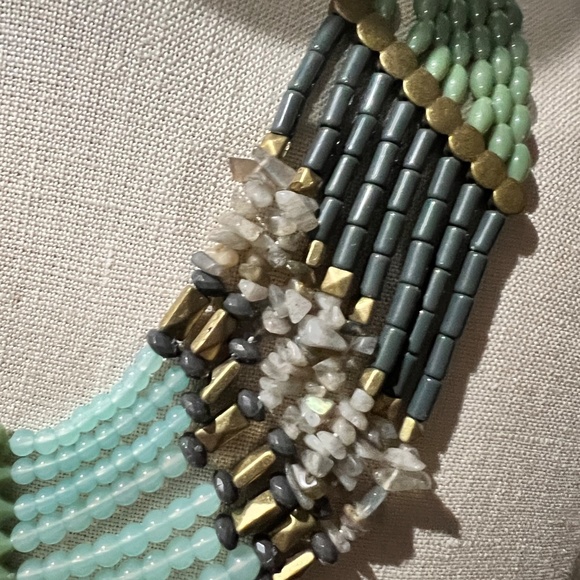 Lia Sophia Goddess Necklace - Picture 8 of 10